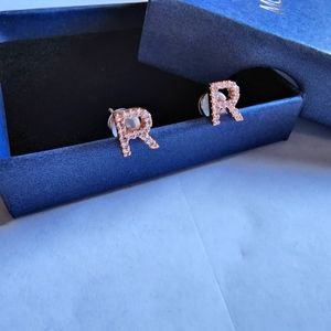 MONOOC silver-Rose Gold plated initial R earrings